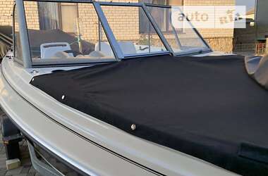 Катер Larson Cabrio 2011 в Запорожье фото 12 Катер Larson Cabrio 2011 в Запорожье
