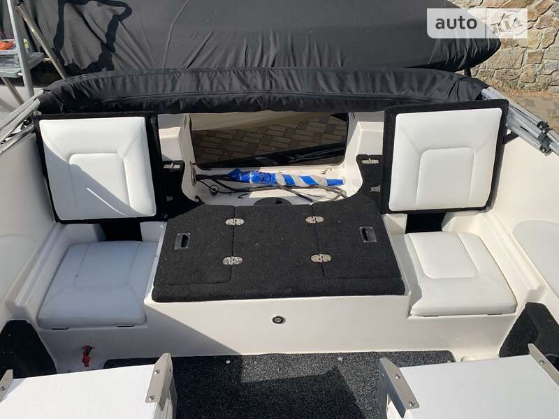 Катер Larson Cabrio 2011 в Запорожье фото 25 Катер Larson Cabrio 2011 в Запорожье