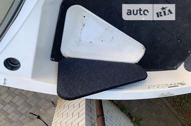 Катер Larson Cabrio 2011 в Запорожье фото 39 Катер Larson Cabrio 2011 в Запорожье