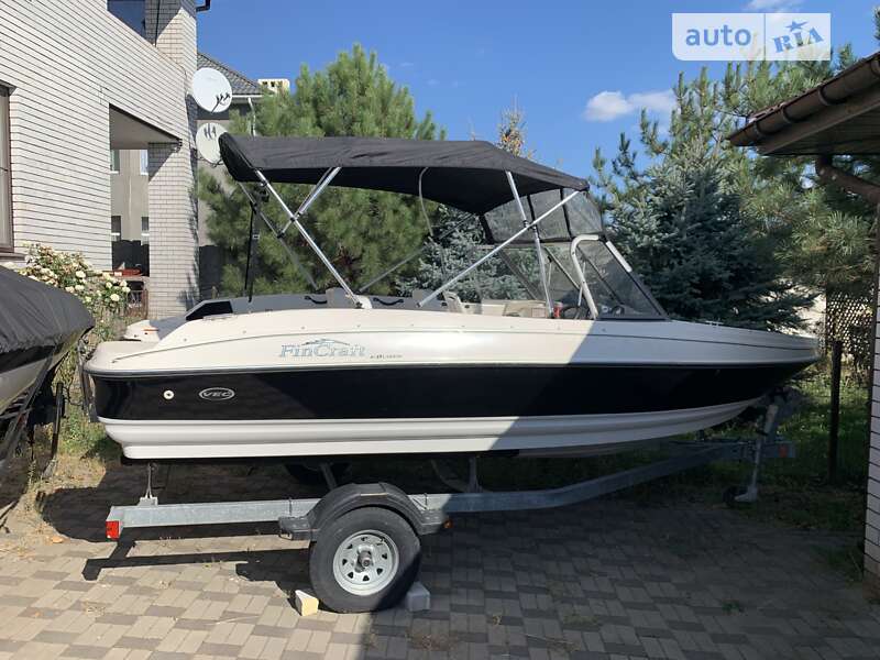 Катер Larson Cabrio 2011 в Запорожье фото 4 Катер Larson Cabrio 2011 в Запорожье