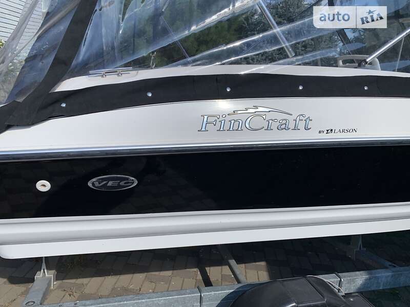Катер Larson Cabrio 2011 в Запорожье фото 13 Катер Larson Cabrio 2011 в Запорожье