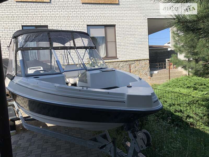 Катер Larson Cabrio 2011 в Запорожье фото 3 Катер Larson Cabrio 2011 в Запорожье