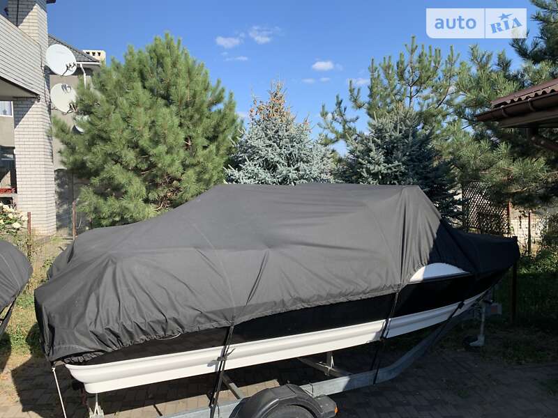 Катер Larson Cabrio 2011 в Запорожье фото 11 Катер Larson Cabrio 2011 в Запорожье