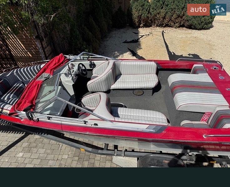 Катер Larson Cabrio 1991 в Виннице фото 10 Катер Larson Cabrio 1991 в Виннице