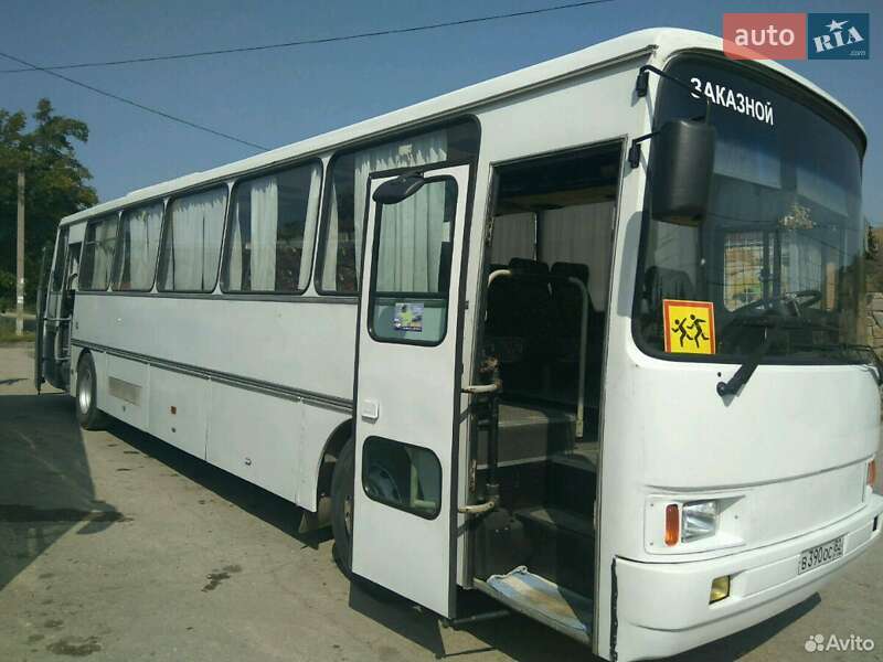 ЛАЗ 5207 2002