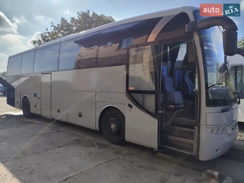 ЛАЗ 5208 2013