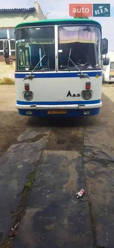 ЛАЗ 695 1998
