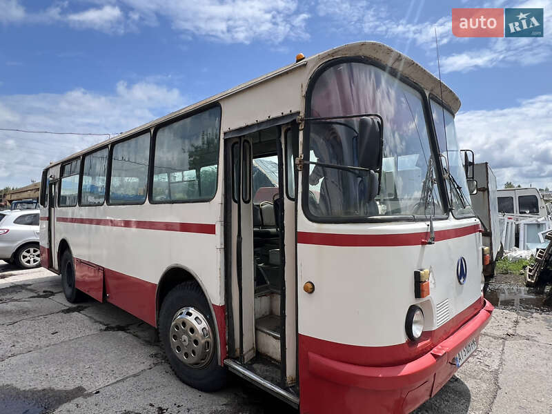 Міський автобус ЛАЗ 695 1993 в Києві фото 5 Міський автобус ЛАЗ 695 1993 в Києві