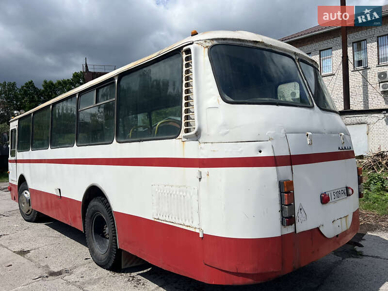 Міський автобус ЛАЗ 695 1993 в Києві фото 9 Міський автобус ЛАЗ 695 1993 в Києві