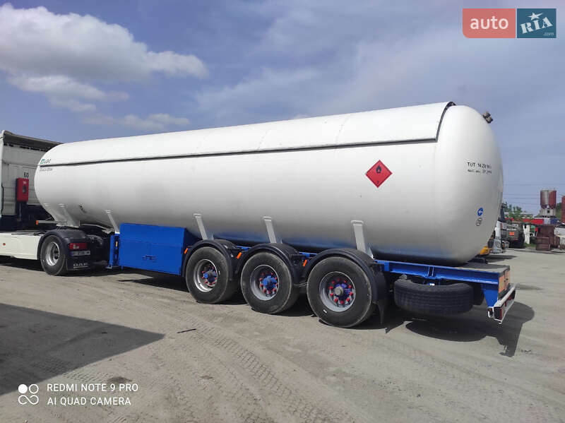 Газовоз LDS NG 2004 в Кременчуці