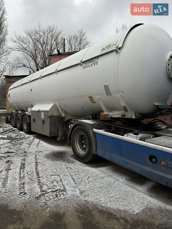 Газовоз LDS NG 2012 в Киеве