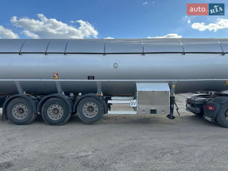 Газовоз LDS NG 2017 в 