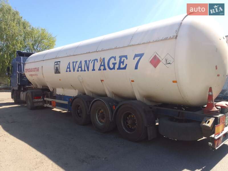 Газовоз LDS NG 2002 в Києві