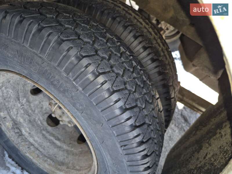 Вантажний фургон LDV Convoy 2005 в Чернігові