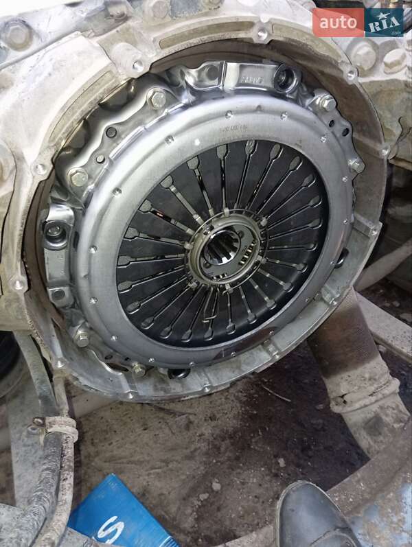 Контейнеровоз напівпричіп Lecinena SRPR 2002 в Веселиновому