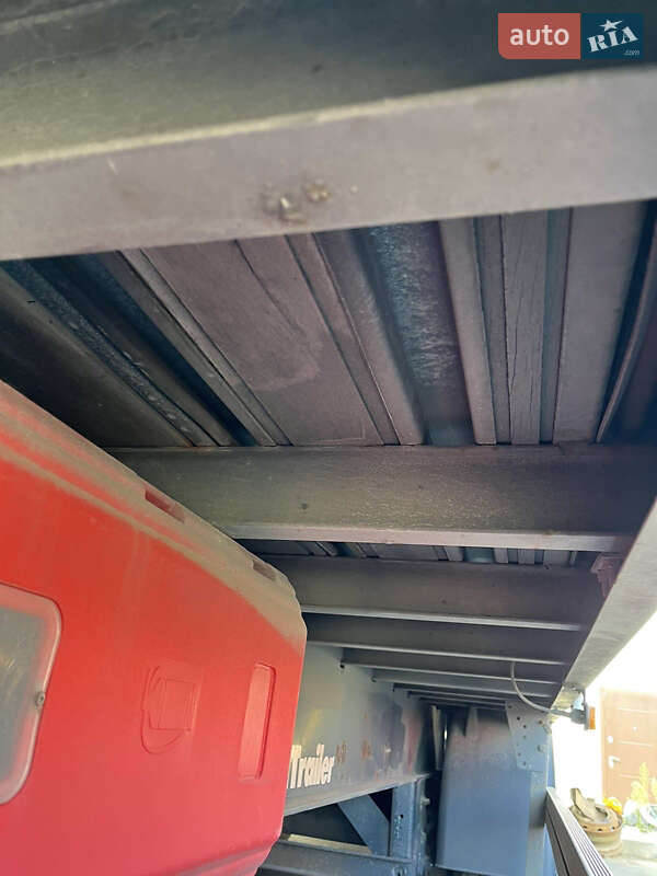Тентованный борт (штора) - полуприцеп LeciTrailer 3E19SD 2004 в Чернигове