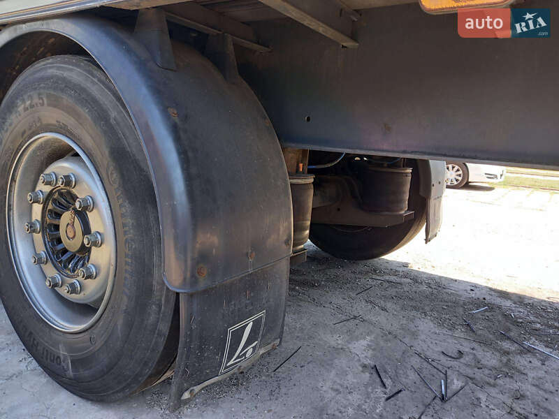 Тентованный борт (штора) - полуприцеп LeciTrailer 3E19SD 2004 в Чернигове