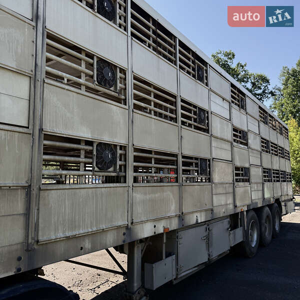 Для перевозки животных - полуприцеп LeciTrailer SR 2005 в Шептицькому
