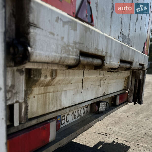 Для перевозки животных - полуприцеп LeciTrailer SR 2005 в Шептицькому