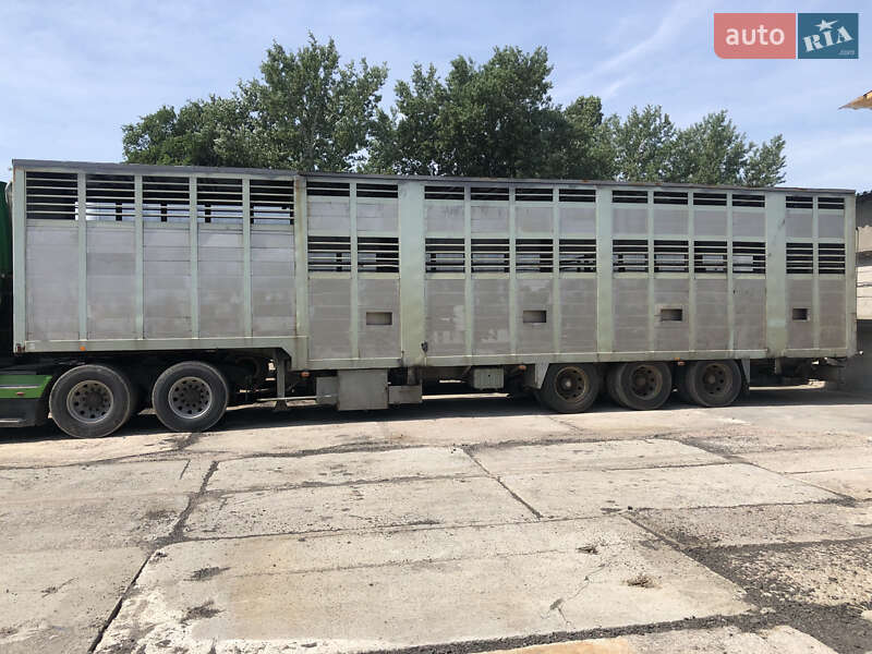 Для перевозки животных - полуприцеп Leveqves SR 2001 в Василькове