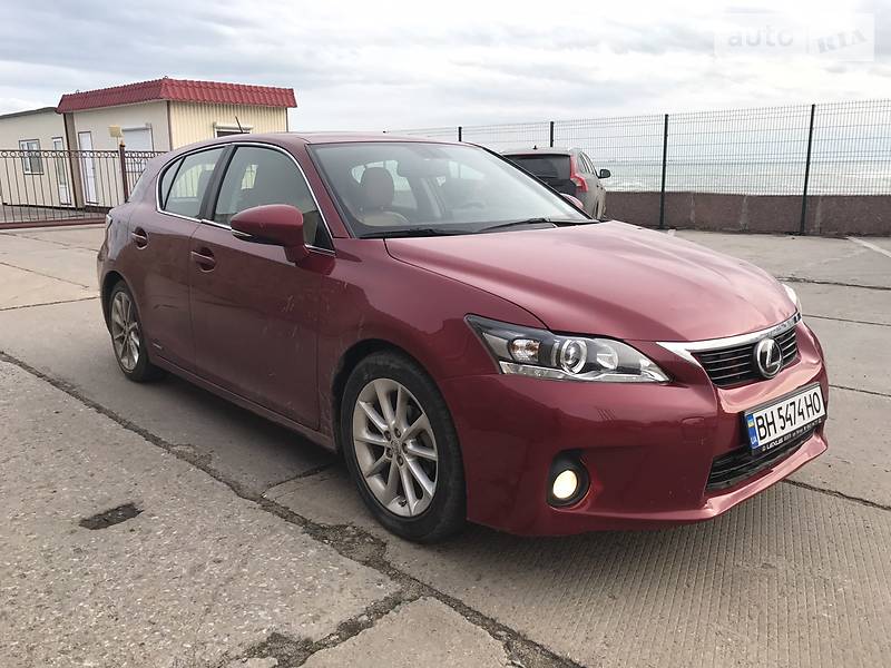 Lexus CT 200H 2014 року