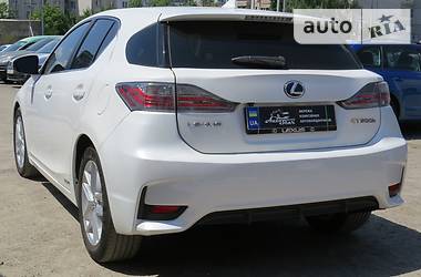 Хэтчбек Lexus CT 2014 в Черкассах