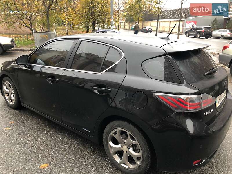 Хетчбек Lexus CT 2011 в Києві