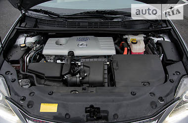Хетчбек Lexus CT 2011 в 