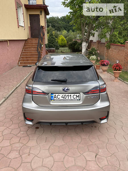 Хетчбек Lexus CT 2016 в Луцьку фото 7 Хетчбек Lexus CT 2016 в Луцьку