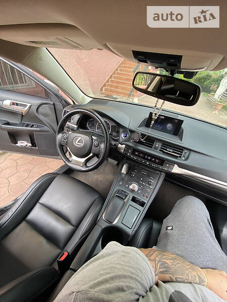 Хетчбек Lexus CT 2016 в Луцьку фото 31 Хетчбек Lexus CT 2016 в Луцьку