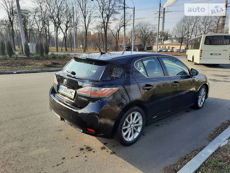 Хэтчбек Lexus CT 2013 в Краматорске