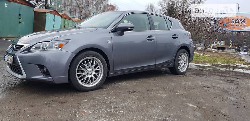 Хэтчбек Lexus CT 2014 в Полтаве