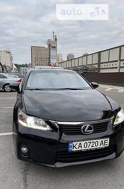 Хэтчбек Lexus CT 2012 в Киеве