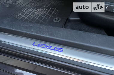 Хэтчбек Lexus CT 2012 в 