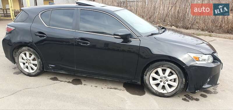 Хэтчбек Lexus CT 2015 в Кривом Роге фото 2 Хэтчбек Lexus CT 2015 в Кривом Роге