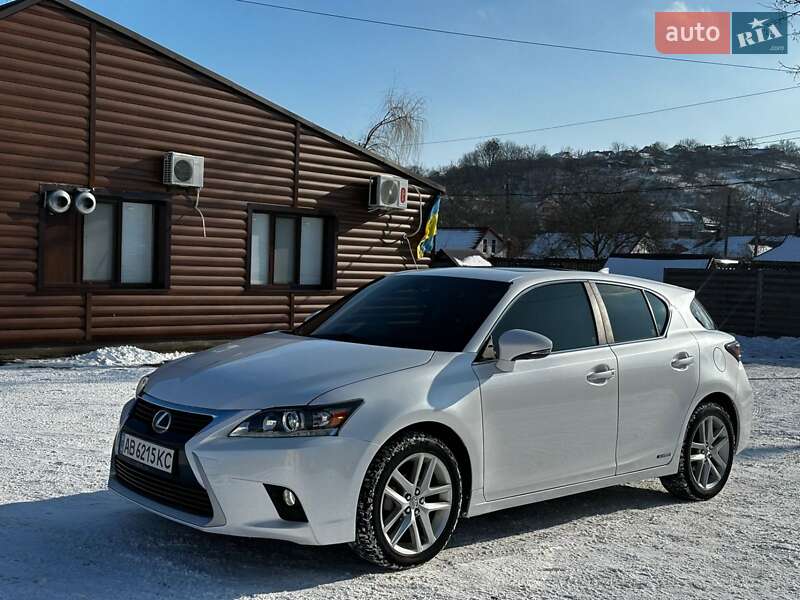 Хэтчбек Lexus CT 2015 в Тульчине