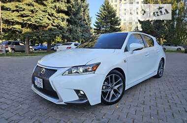 Хетчбек Lexus CT 2015 в Чернівцях