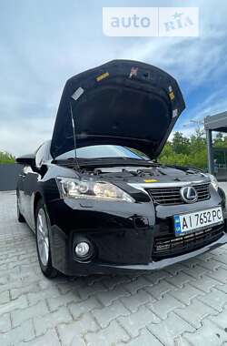 Хэтчбек Lexus CT 2013 в Киеве