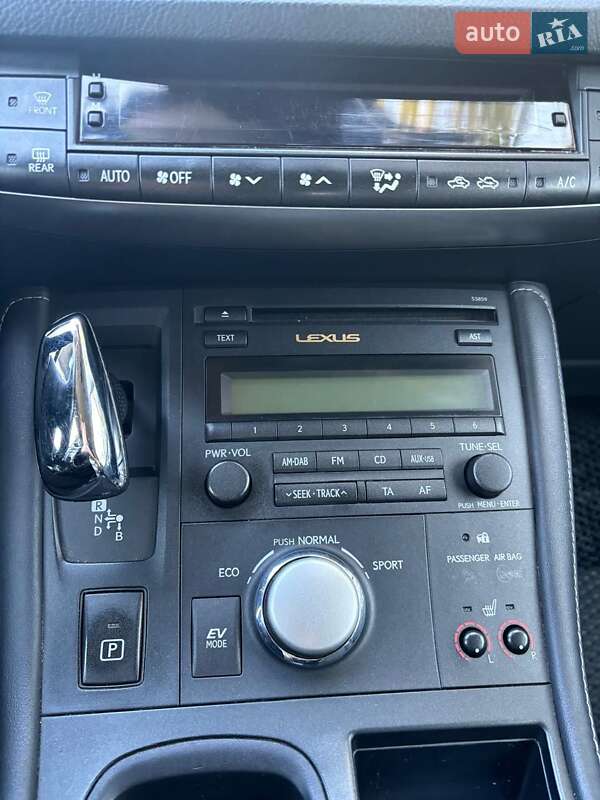Хетчбек Lexus CT 2011 в Ужгороді фото 10 Хетчбек Lexus CT 2011 в Ужгороді