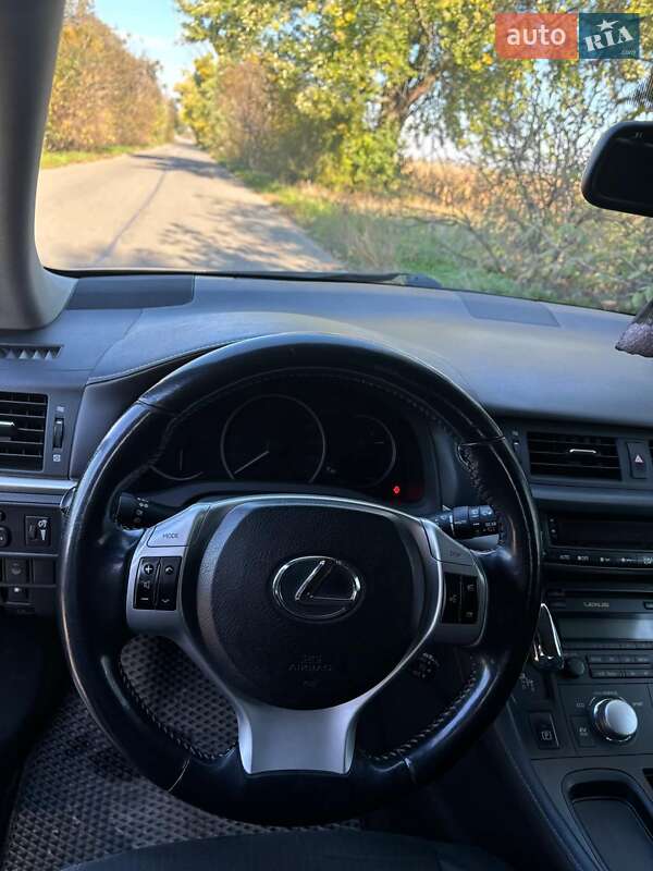 Хетчбек Lexus CT 2011 в Ужгороді фото 7 Хетчбек Lexus CT 2011 в Ужгороді