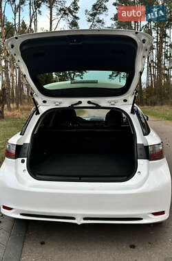 Хэтчбек Lexus CT 2012 в Житомире