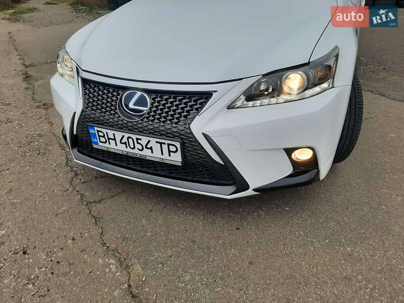 Хэтчбек Lexus CT 2015 в Одессе