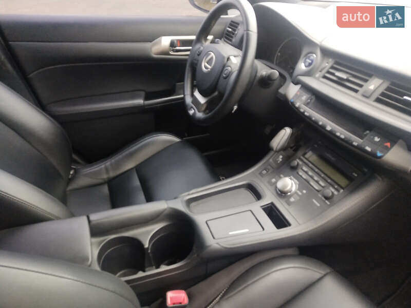 Хэтчбек Lexus CT 2015 в Одессе