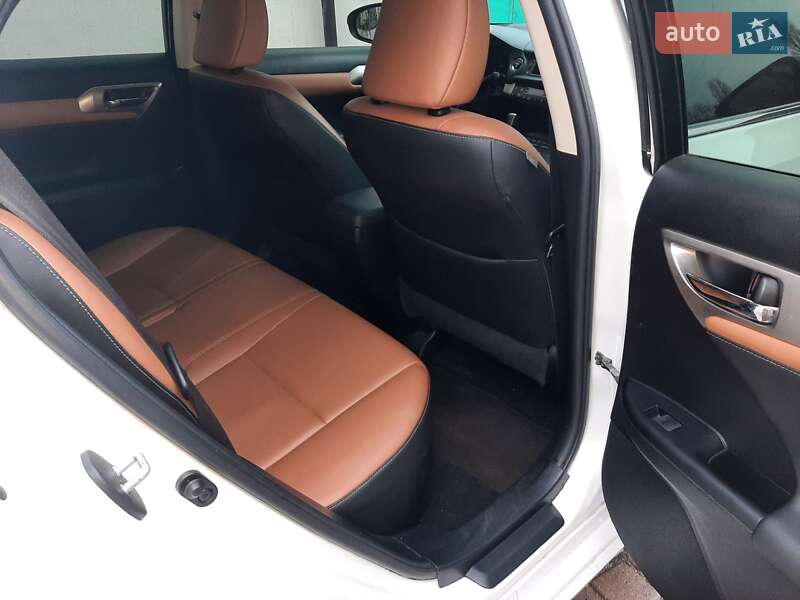 Хэтчбек Lexus CT 2015 в Одессе