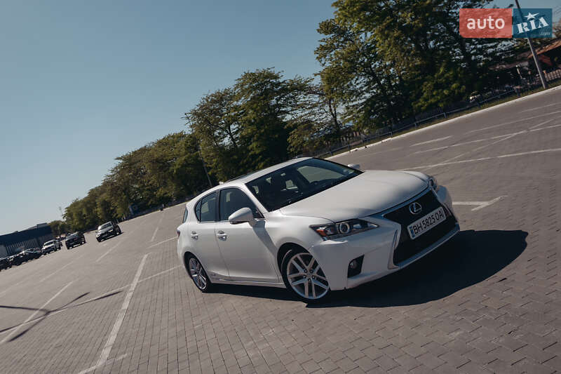 Хэтчбек Lexus CT 2014 в Одессе