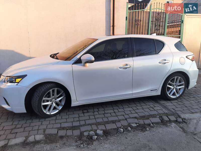 Хэтчбек Lexus CT 2015 в Одессе