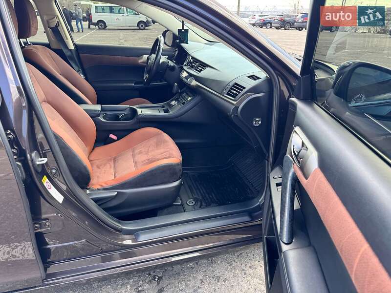 Хетчбек Lexus CT 2014 в Києві фото 13 Хетчбек Lexus CT 2014 в Києві