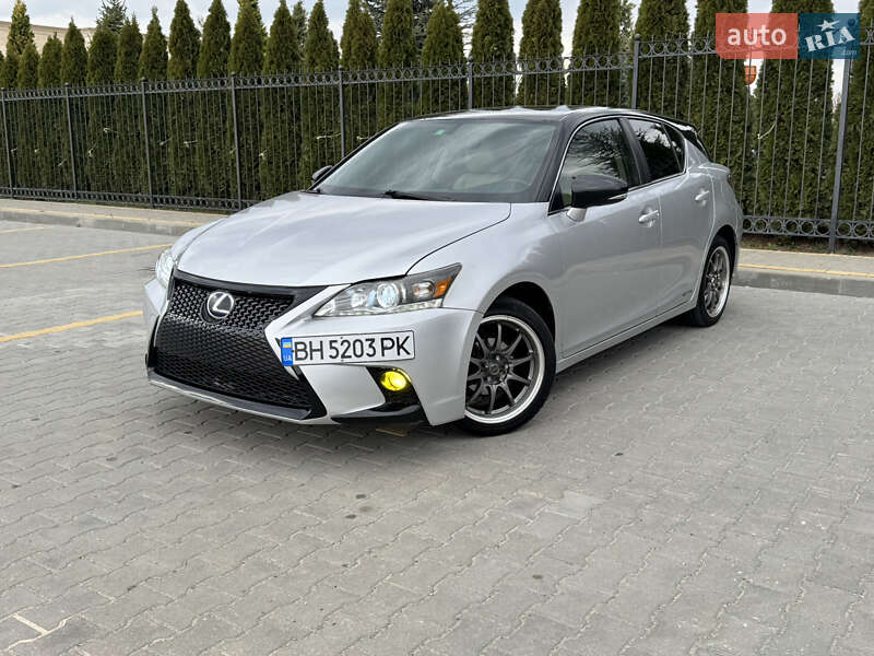 Lexus CT 2012