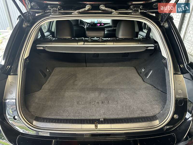 Хетчбек Lexus CT 2011 в Броварах фото 25 Хетчбек Lexus CT 2011 в Броварах