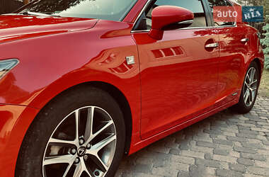 Хэтчбек Lexus CT 2014 в 